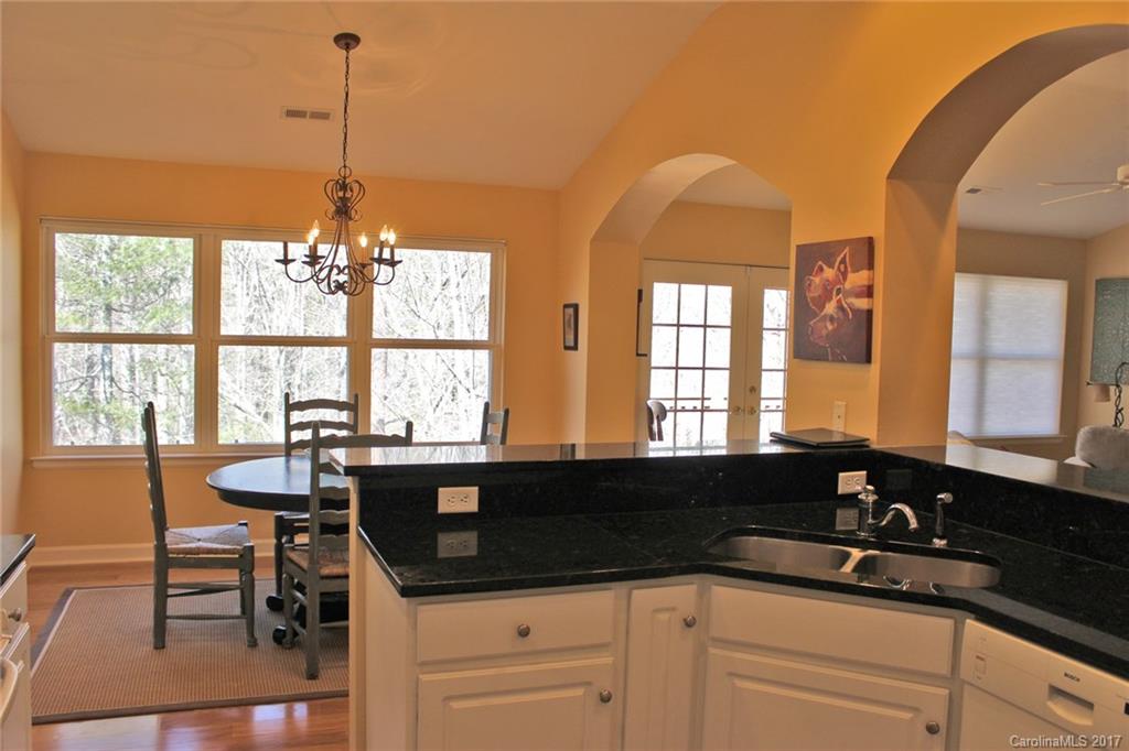 99 Ridgetop Circle, Unit 302 Brevard, NC 28712 - Photo 8 of 21 Gallery Image 8