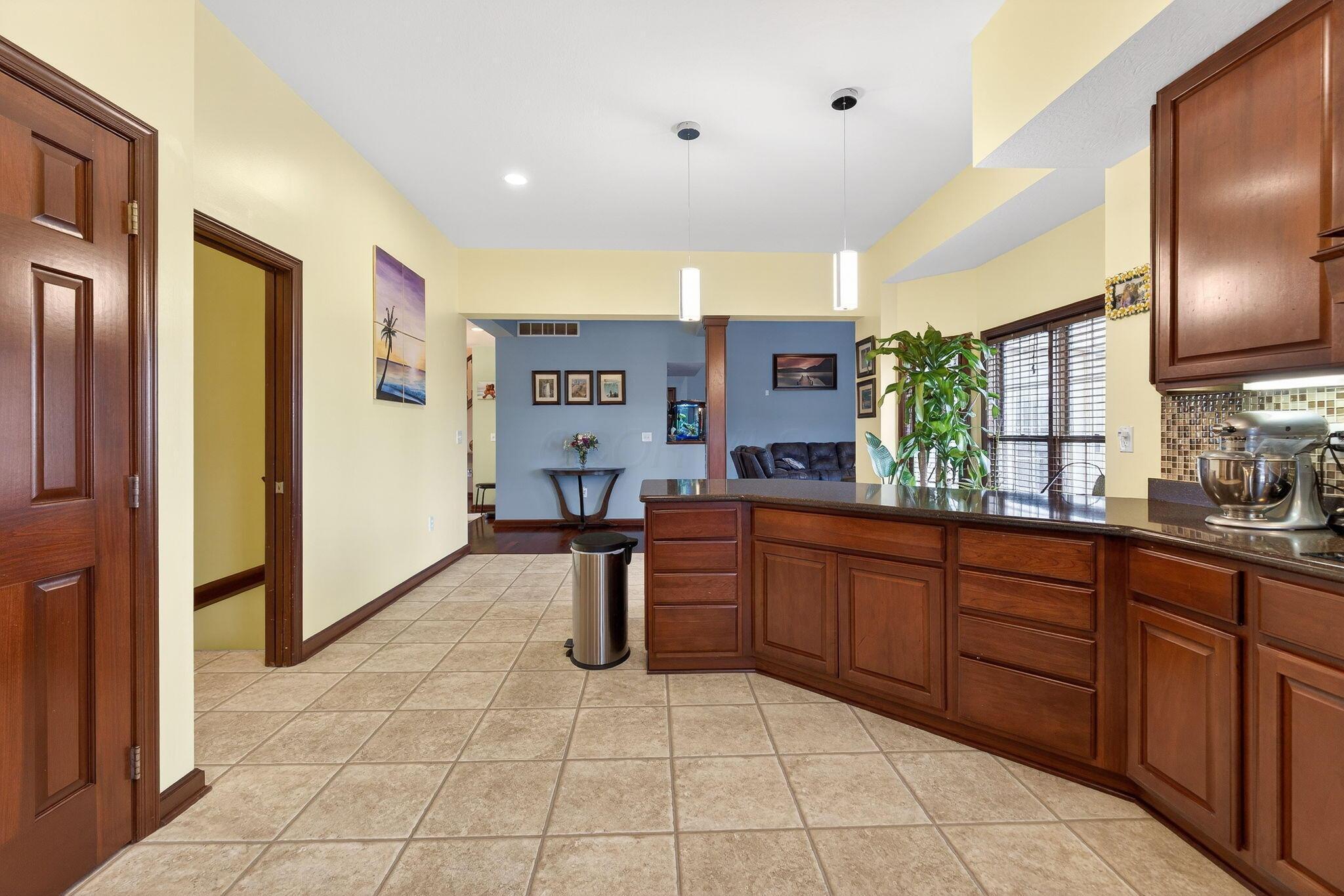 11943 Thrailkill Road Orient, OH 43146 - Photo 16 of 60 11943 Thrailkill (Interior)-19