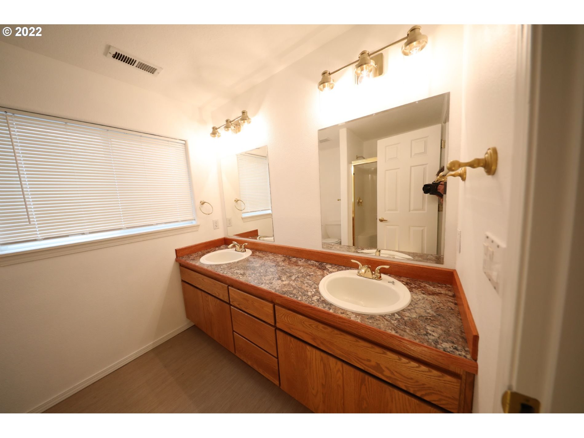 16725 Southwest Meinecke Road Sherwood, OR 97140 - Photo 13 of 16 Gallery Image 13