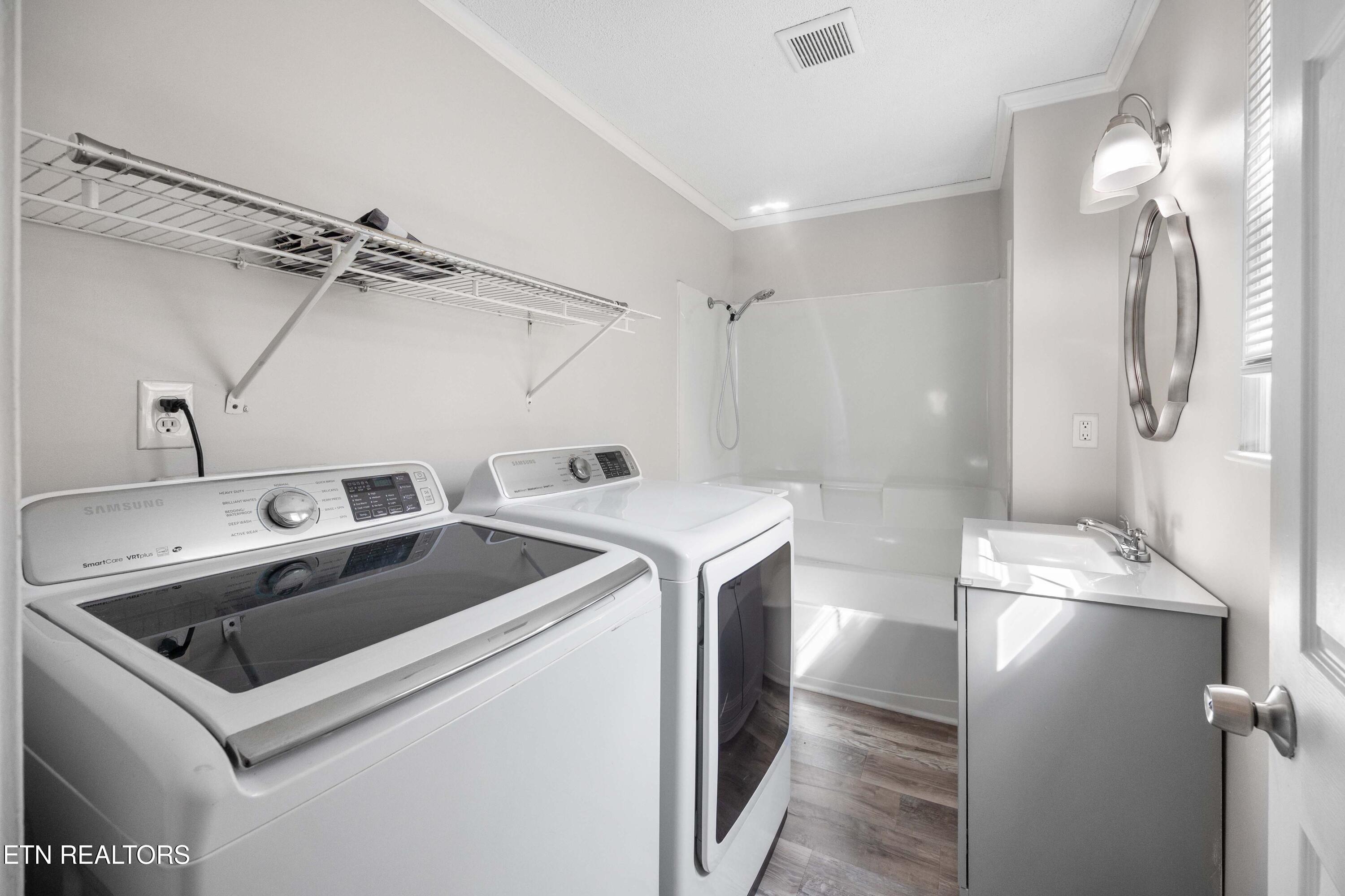 466 Hidden Valley Road Clinton, TN 37716 - Photo 12 of 31 5G4A5157