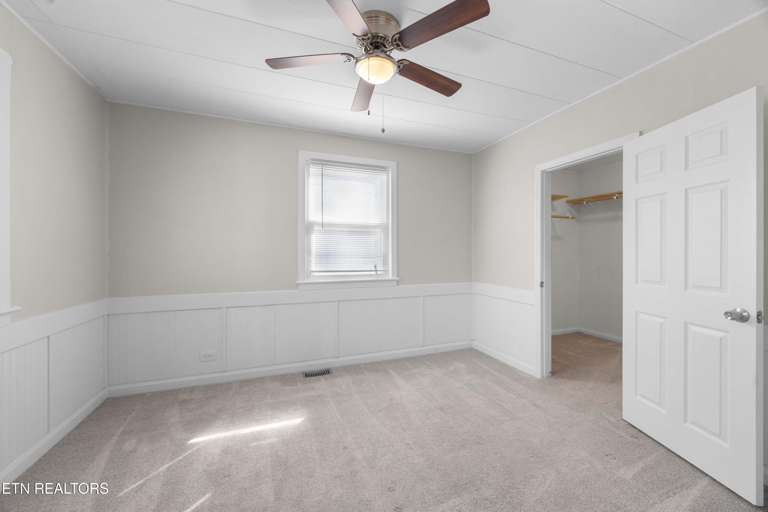 466 Hidden Valley Road Clinton, TN 37716 - Photo 16 of 31 5G4A5107