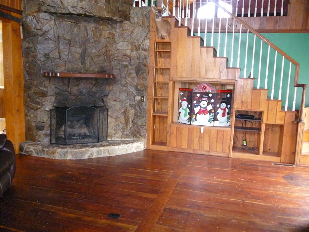 911 North Laurel Street Walhalla, SC 29691 - Photo 4 of 30