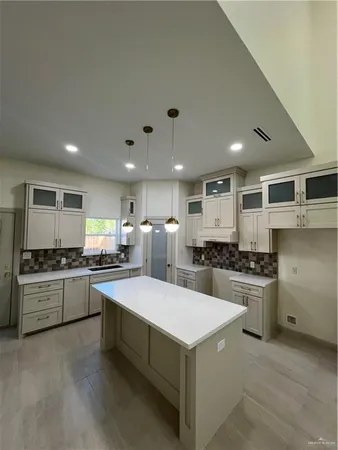 $1,900 | 2603 East Solar Drive, Mission, TX 78574