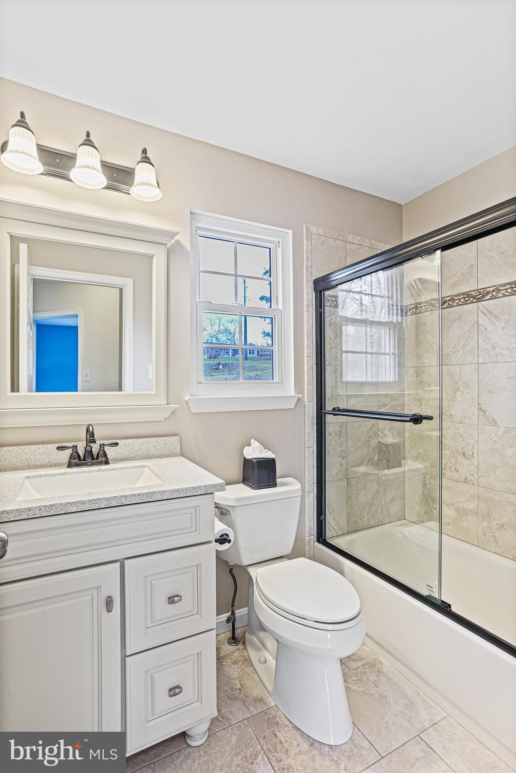 8638 Bali Road Ellicott City, MD 21043 - Photo 25 of 38 Hall Bath