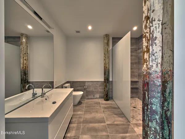 $495,000 | 520 State Road, Unit 303, North Adams, MA 01247