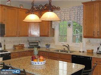 7 Yellowstone Drive Princeton Junction, NJ 08550 - Photo 6 of 12 Kitchen