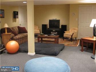 7 Yellowstone Drive Princeton Junction, NJ 08550 - Photo 10 of 12 Basement - Finished