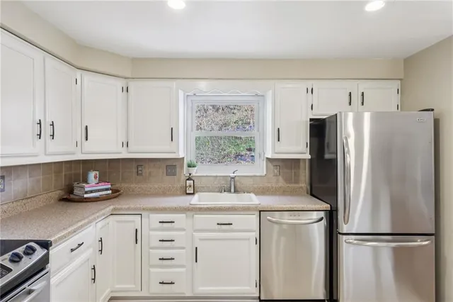 $295,000 | 332 Sharon Drive, Pittsburgh, PA 15221