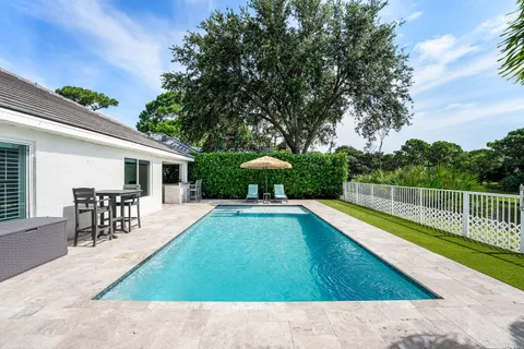$995,000 | 583 Canoe Point, Delray Beach, FL 33444
