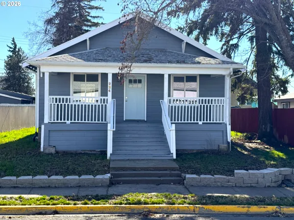 $317,900 | 224 West Court Street, Goldendale, WA 98620