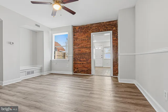 $1,900 | 3312 Parklawn Avenue, Baltimore, MD 21213