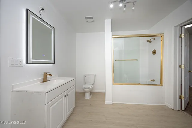 $1,500 | 802 School Avenue, Pascagoula, MS 39567