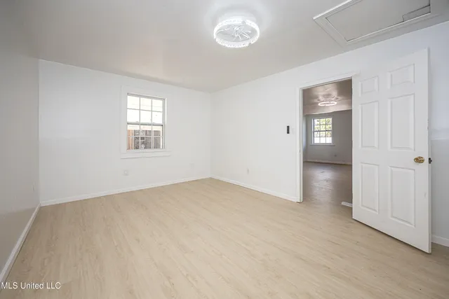 $1,500 | 802 School Avenue, Pascagoula, MS 39567