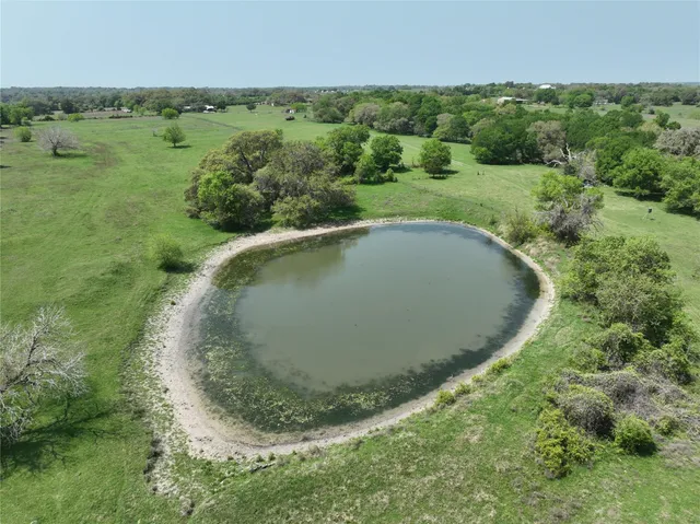 $1,762,227 | 3521 Bryant Road, Schulenburg, TX 78956