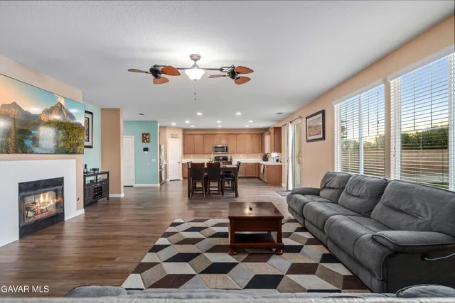 $599,990 | 38442 Wakefield Place, Palmdale, CA 93551