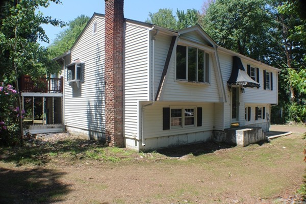 9 Foster Road Southwick, MA 01077 - Photo 2 of 28 Gallery Image 2