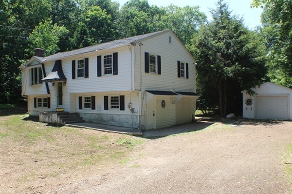 9 Foster Road Southwick, MA 01077 - Photo 3 of 28 Gallery Image 3