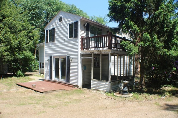 9 Foster Road Southwick, MA 01077 - Photo 4 of 28 Gallery Image 4