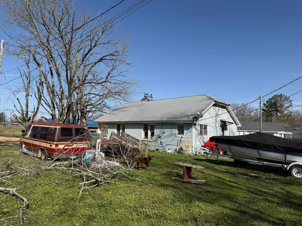 $99,999 | 690 Patterson Road, Savannah, TN 38372