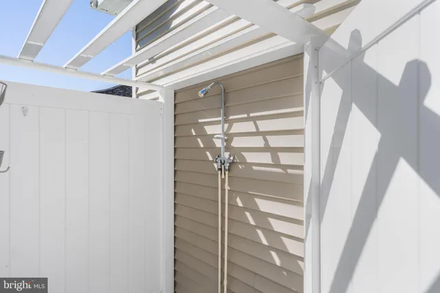 $485,000 | 18893 Riverwalk Drive, Milton, DE 19968