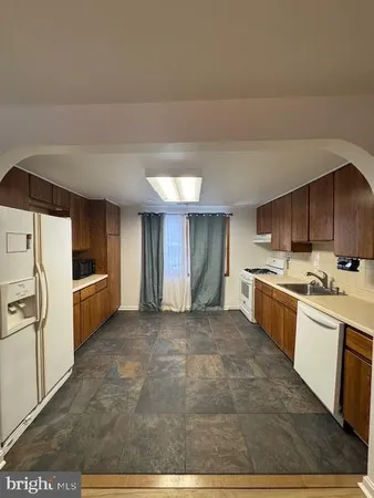 $2,550 | 633 New Jersey Avenue Northeast, Glen Burnie, MD 21060