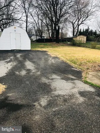 $2,550 | 633 New Jersey Avenue Northeast, Glen Burnie, MD 21060