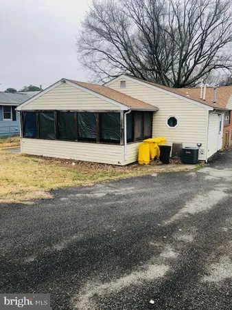 $2,550 | 633 New Jersey Avenue Northeast, Glen Burnie, MD 21060