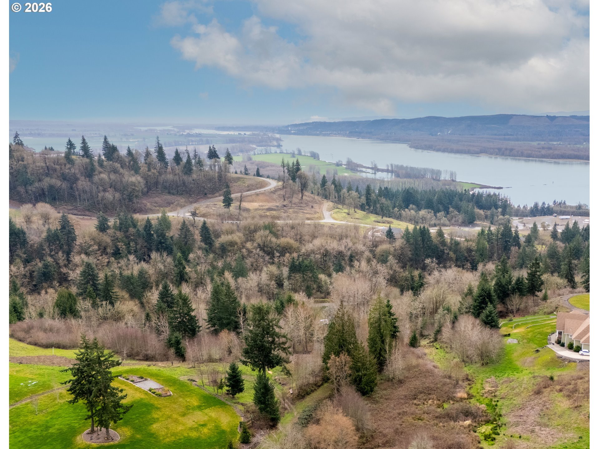 318 Martins Bluff Road Kalama, WA 98625 - Photo 10 of 15 a view of a city