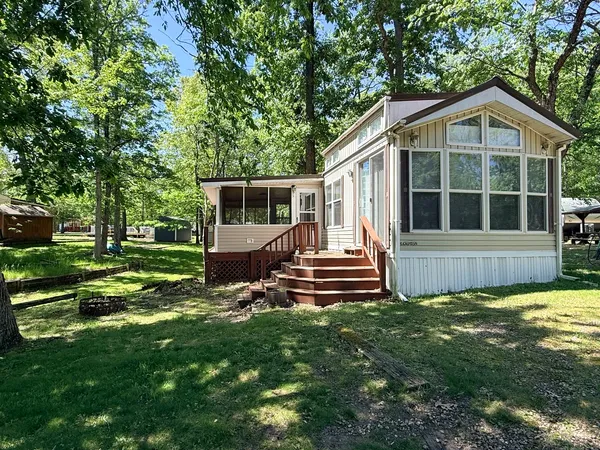 $59,900 | 3-50 Woodhaven Drive East, Amboy, IL 61310