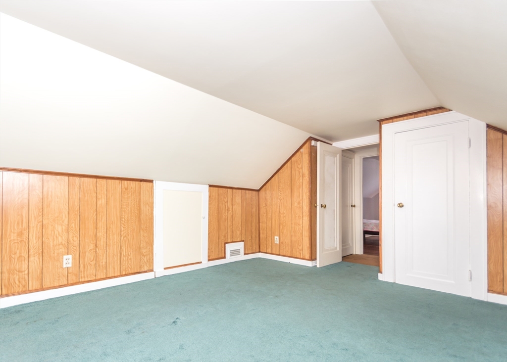 9 Grosvenor Road Waltham, MA 02453 - Photo 21 of 29 Gallery Image 21