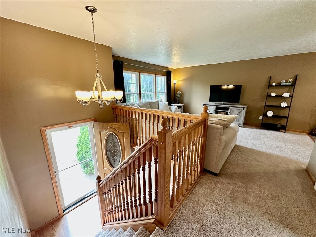 5571 Reef Road Mentor, OH 44060 - Photo 2 of 37 Gallery Image 2