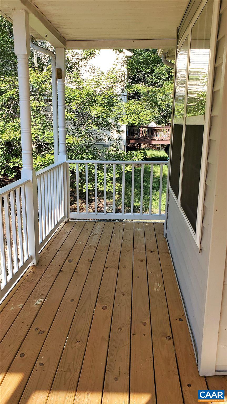 26 Xebec Road Palmyra, VA 22963 - Photo 3 of 21 a view of balcony with wooden floor