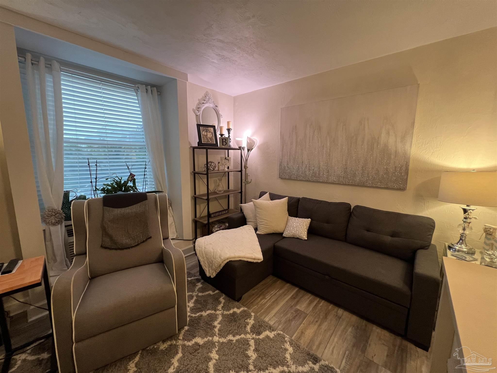 224 West Garden St Unit 148  