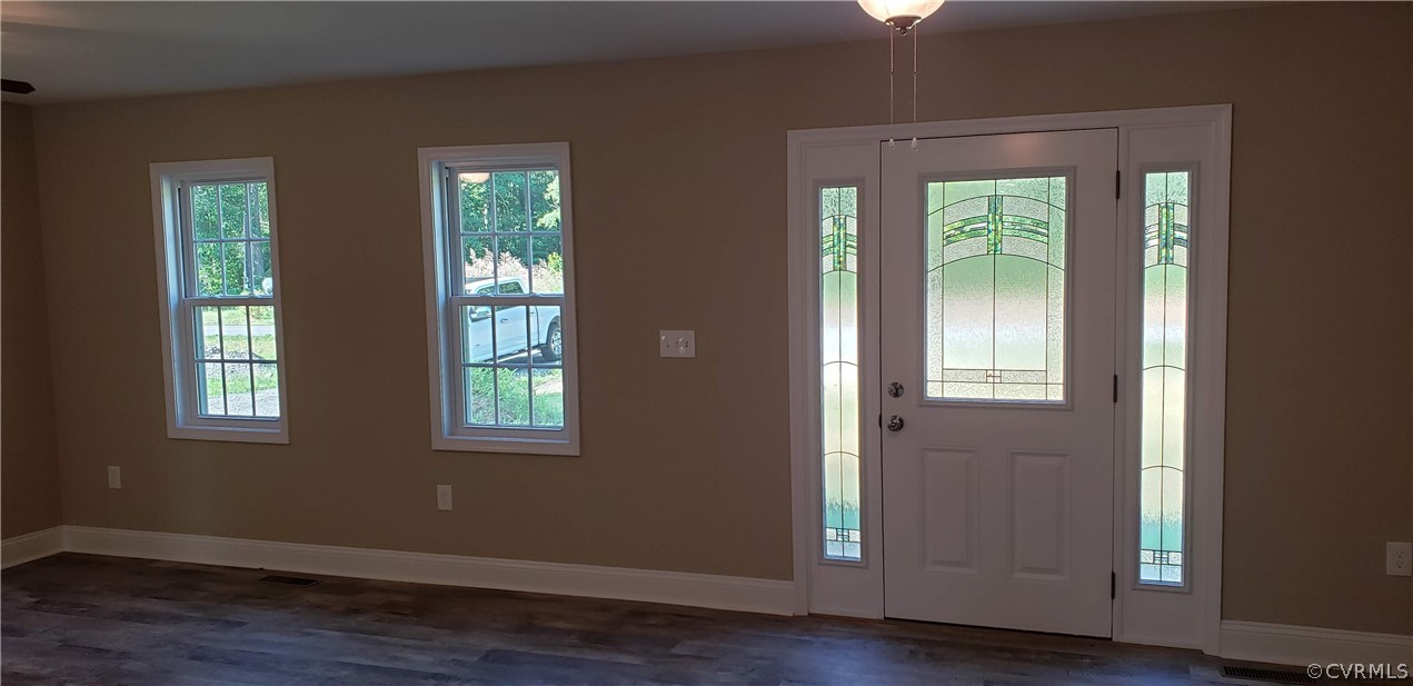 535 Wyatts Mill Road Jarratt, VA 23867 - Photo 7 of 27 Gallery Image 7