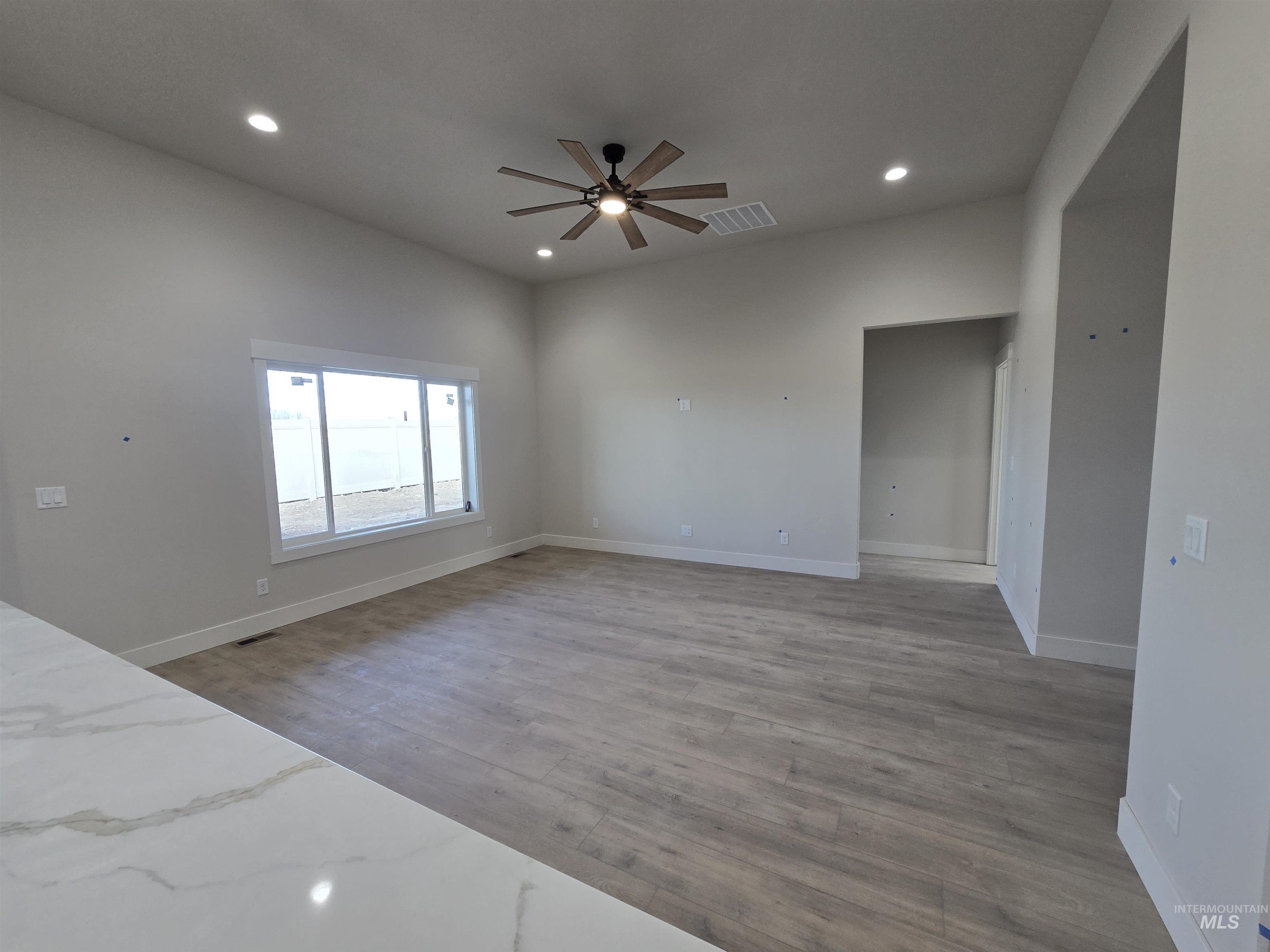 966 Adamite Road Kimberly, ID 83341 - Photo 8 of 38