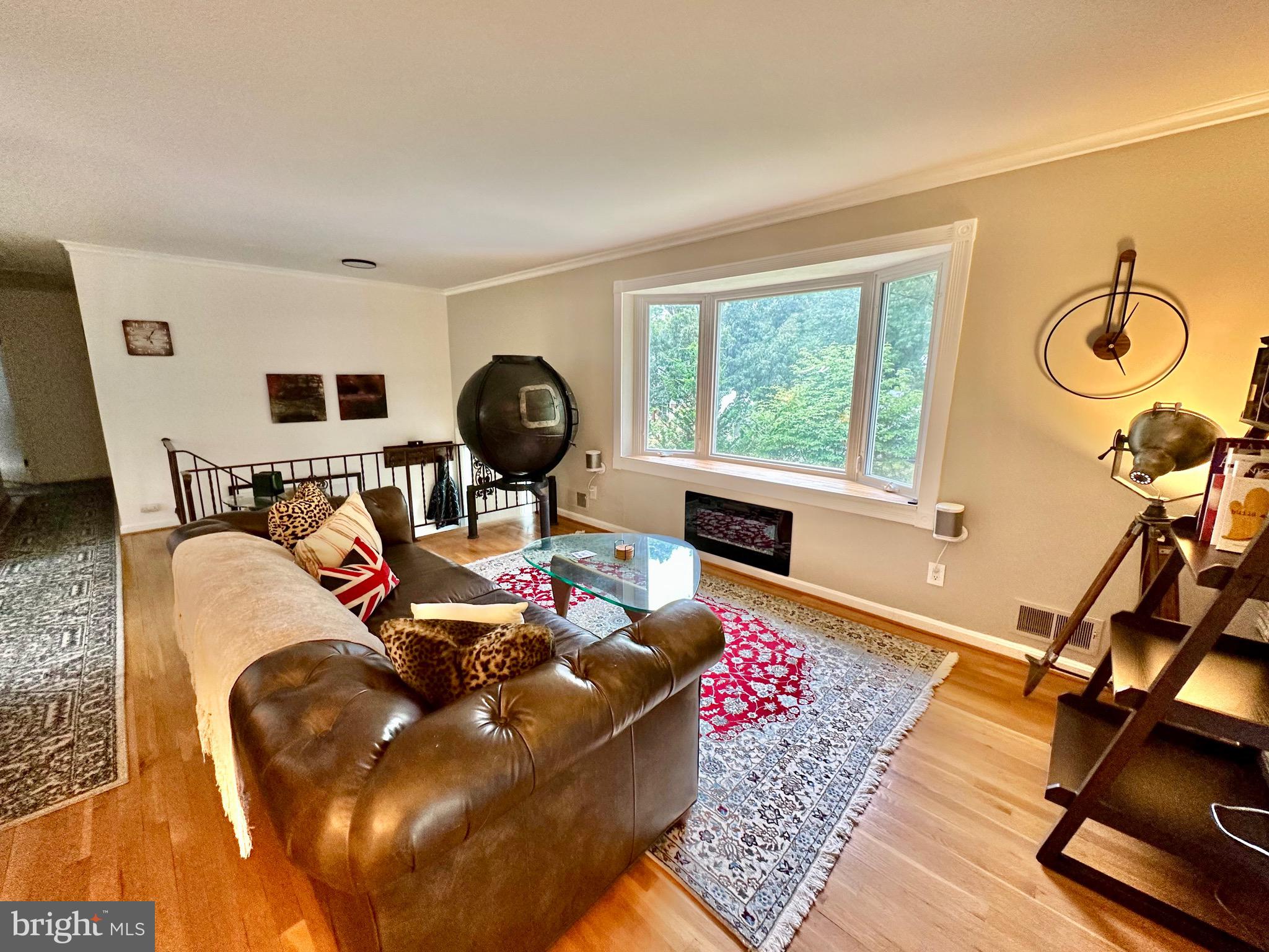 2432 Parallel Lane Silver Spring, MD 20904 - Photo 4 of 52