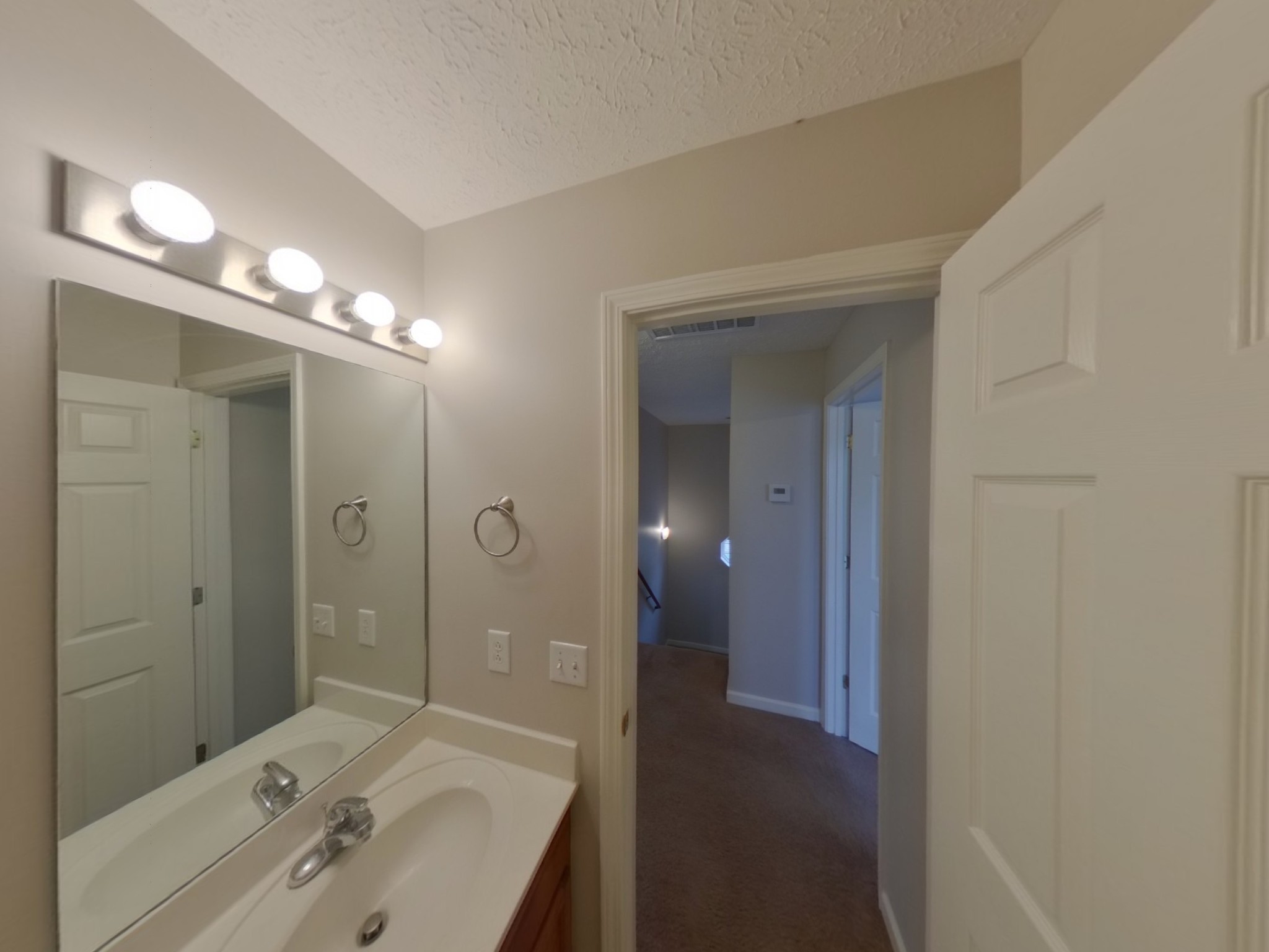 4812 Hammock Drive Murfreesboro, TN 37128 - Photo 15 of 17 a bathroom with a sink a shower and a mirror