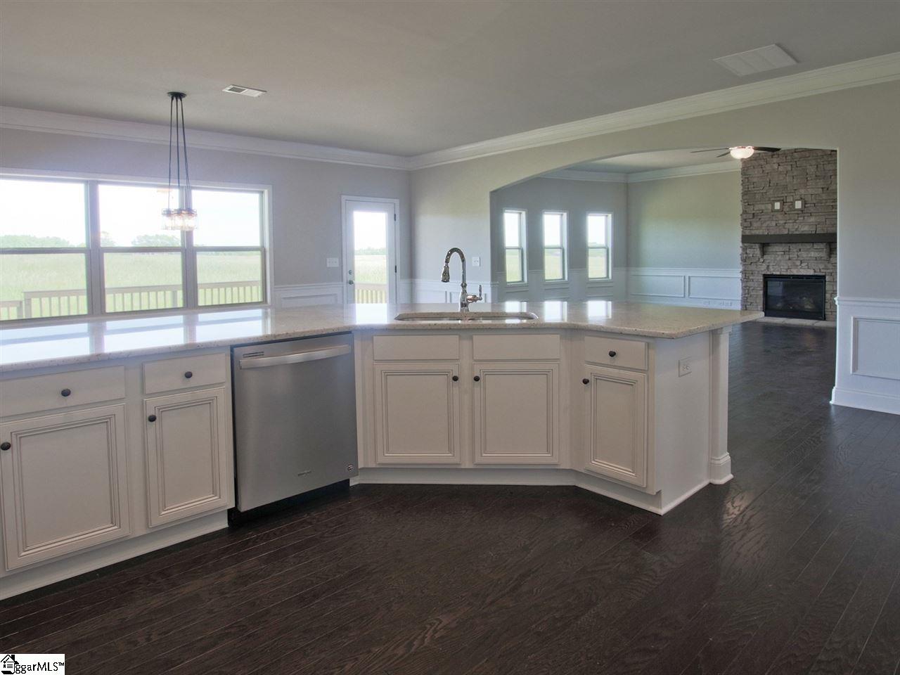 1112 Bellmare Way Williamston, SC 29697 - Photo 17 of 32