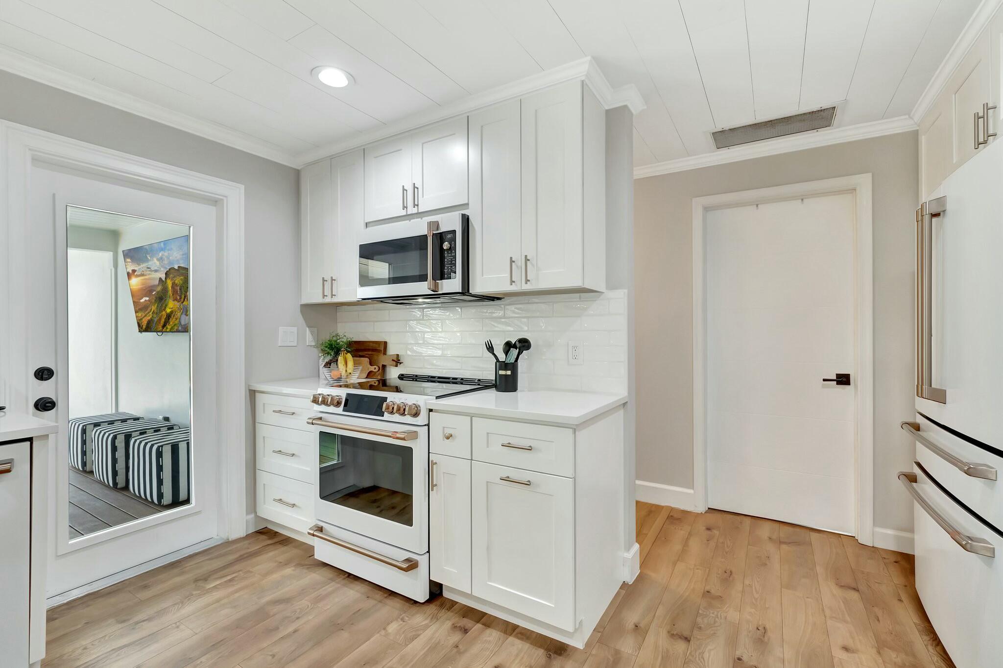 998 Southwest 7th Street Boca Raton, FL 33486 - Photo 16 of 57 tempImagekinbCr