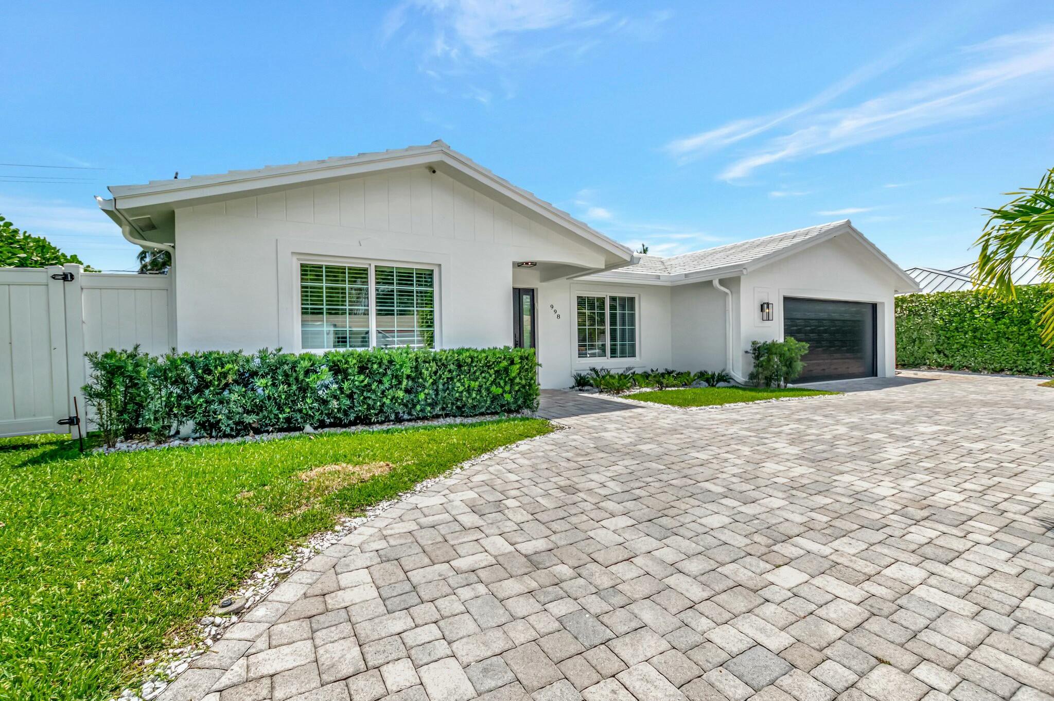 998 Southwest 7th Street Boca Raton, FL 33486 - Photo 3 of 57 tempImagebVQ8Mi