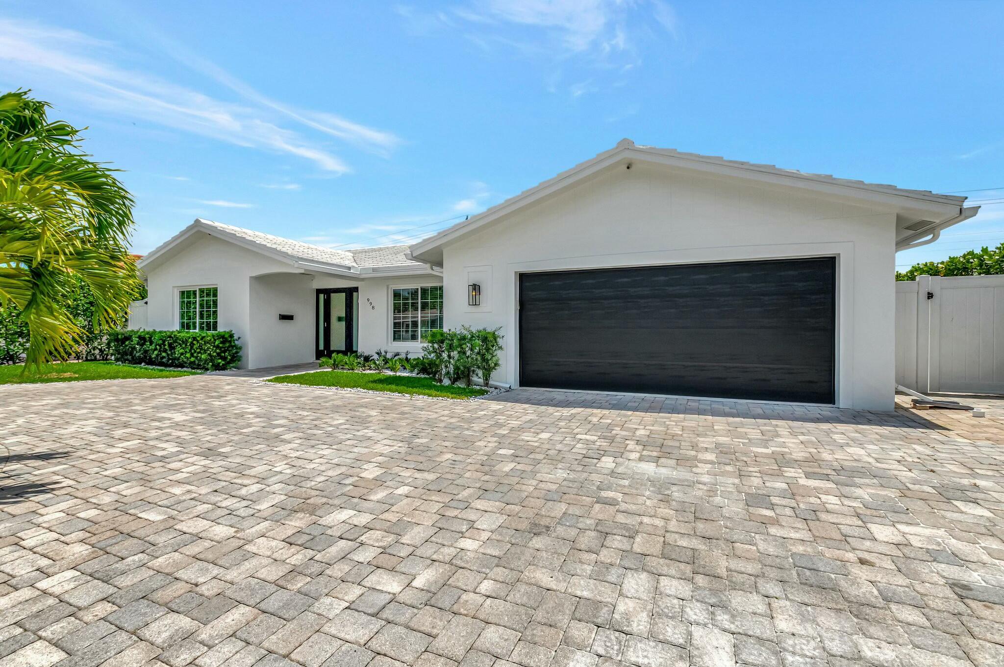 998 Southwest 7th Street Boca Raton, FL 33486 - Photo 4 of 57 tempImage3dyZNV