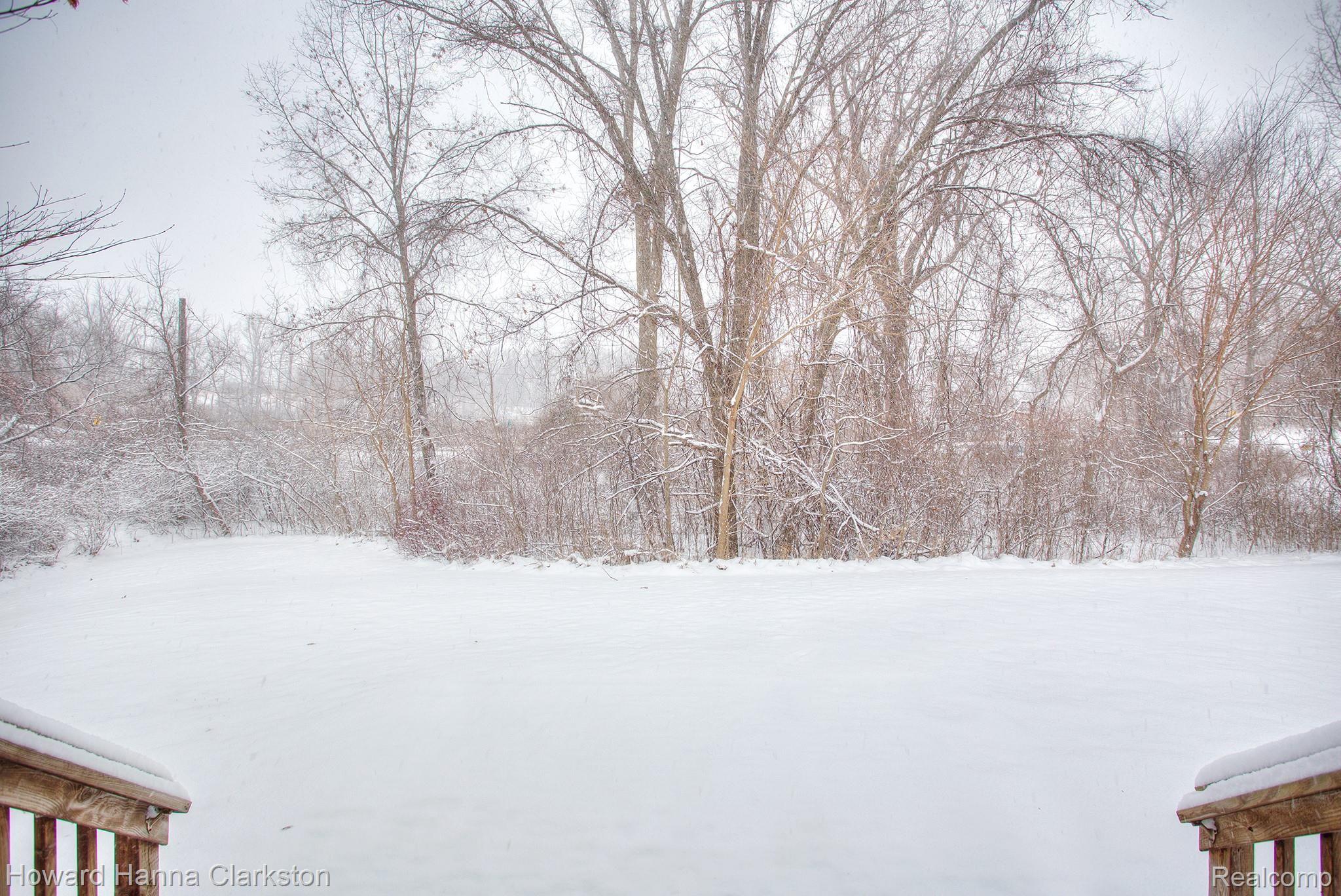 2145 Middle Road Highland, MI 48357 - Photo 3 of 36 4.jpg