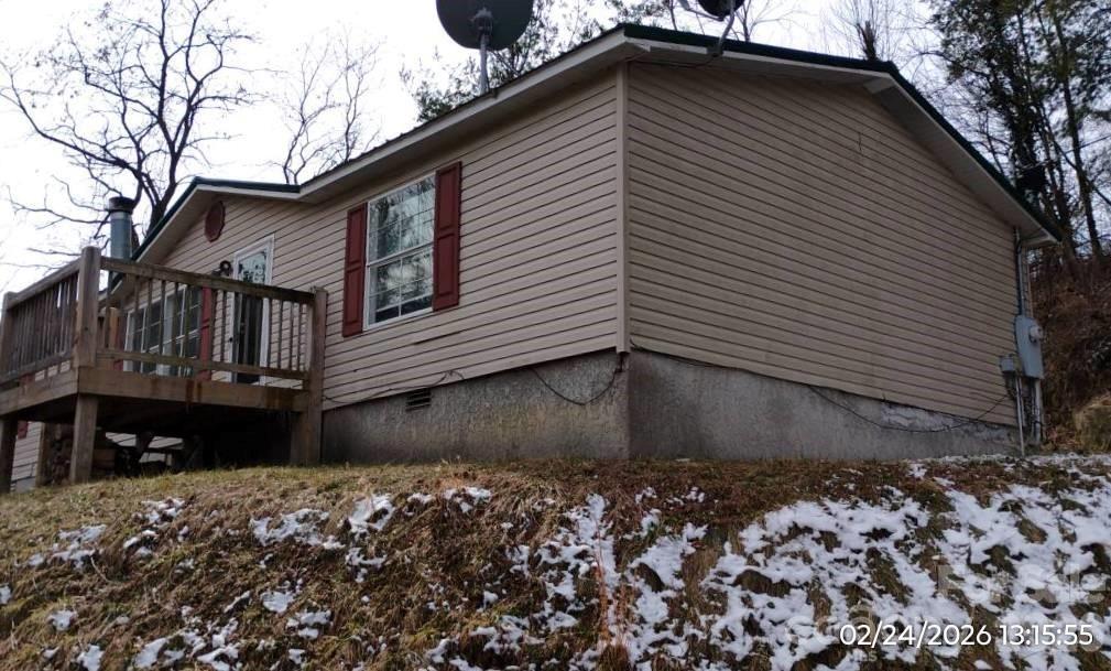 115 Paradise Mountain Road Canton, NC 28716 - Photo 2 of 12 a front view of a house with a yard
