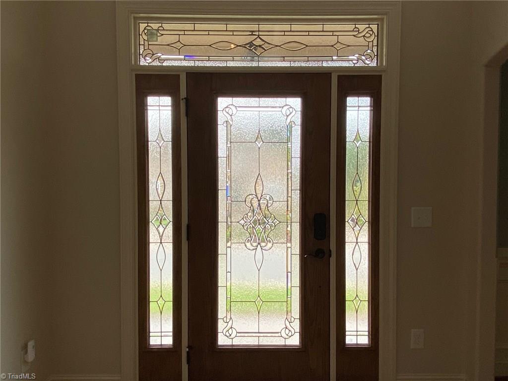 6642 Ridge Run Court Clemmons, NC 27012 - Photo 2 of 29 Gallery Image 2