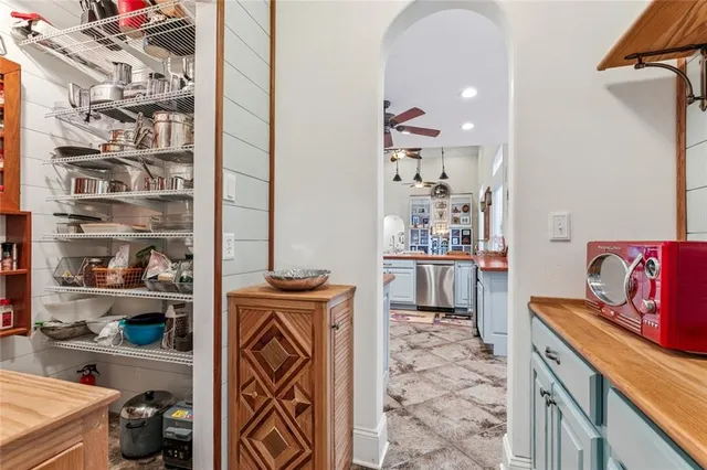 $995,000 | 21 Jamie Lane, Mandeville, LA 70471