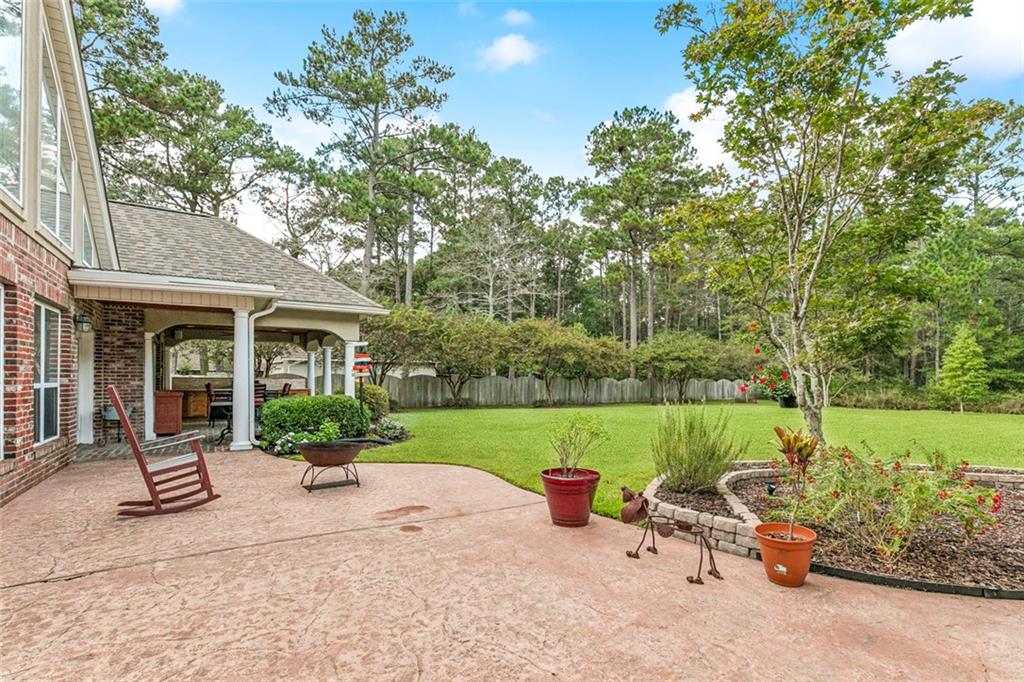 21 Jamie Lane Mandeville, LA 70471 - Photo 44 of 47