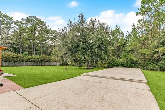 $995,000 | 21 Jamie Lane, Mandeville, LA 70471