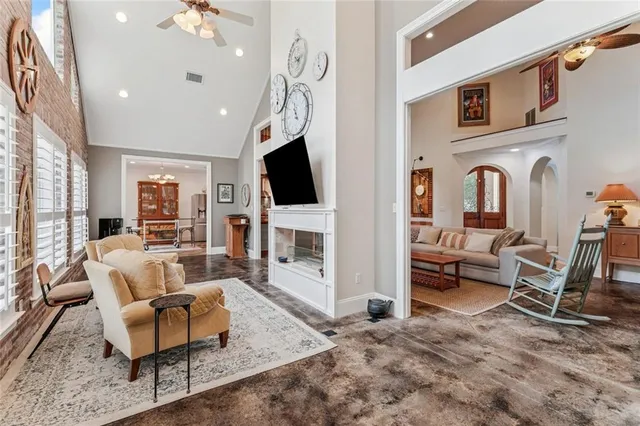 $995,000 | 21 Jamie Lane, Mandeville, LA 70471