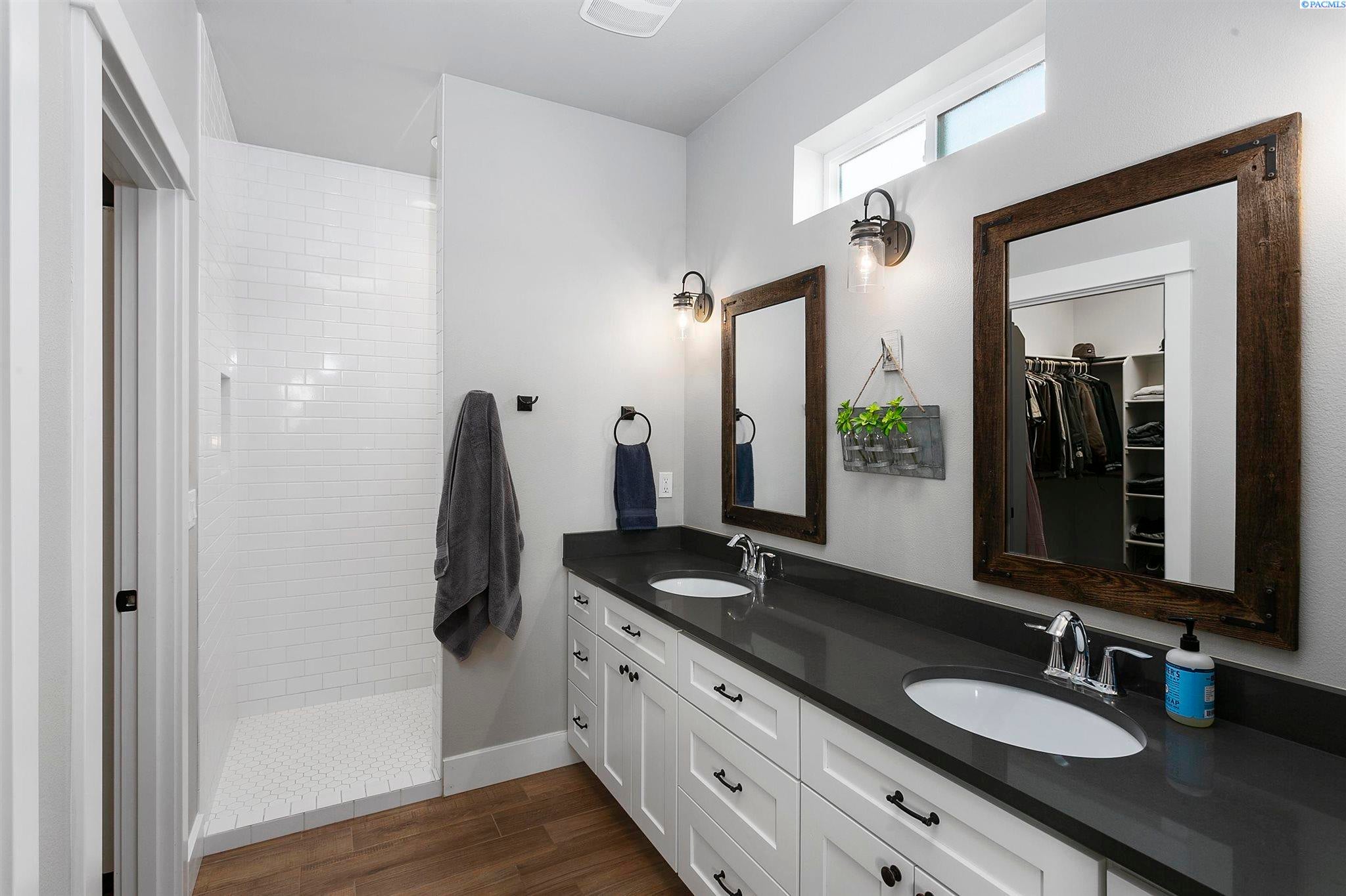 86802 Sagebrush Road Kennewick, WA 99338 - Photo 13 of 30 Gallery Image 13