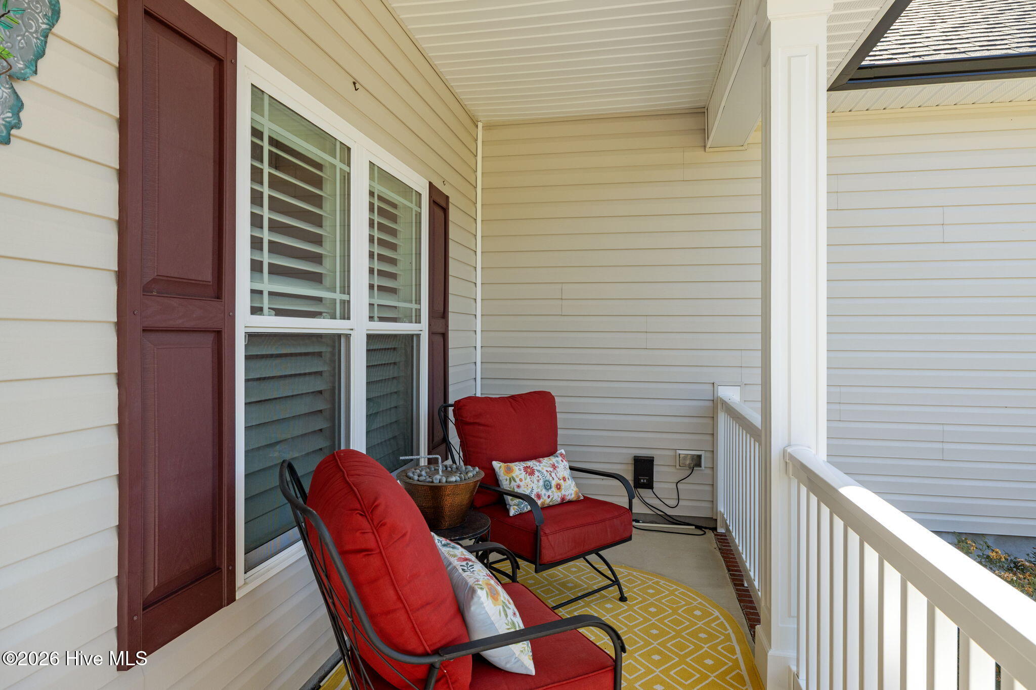 109 Ridgeline Drive Beaufort, NC 28516 - Photo 5 of 65 Front porch.